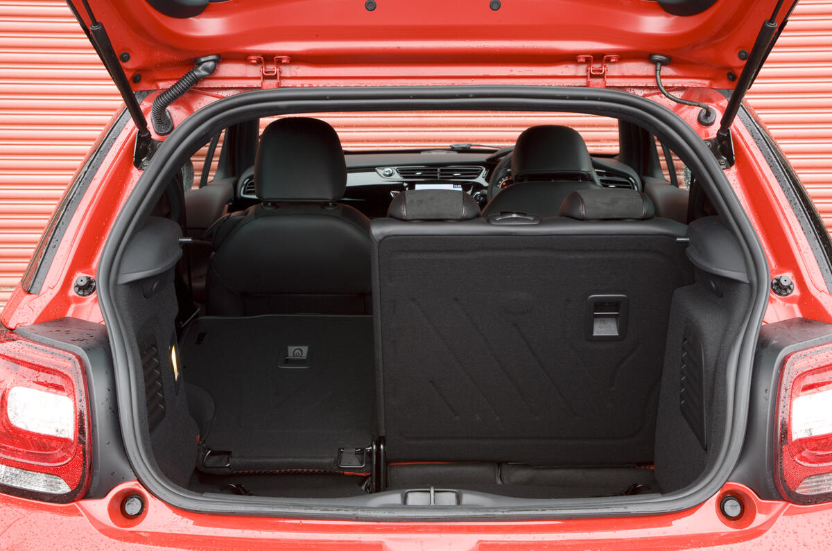 Lennon fans: 'boycott Citroen'