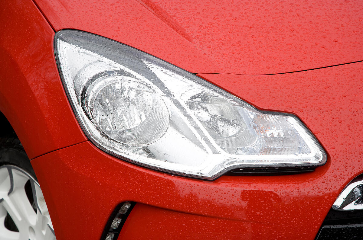 DS3 headlights