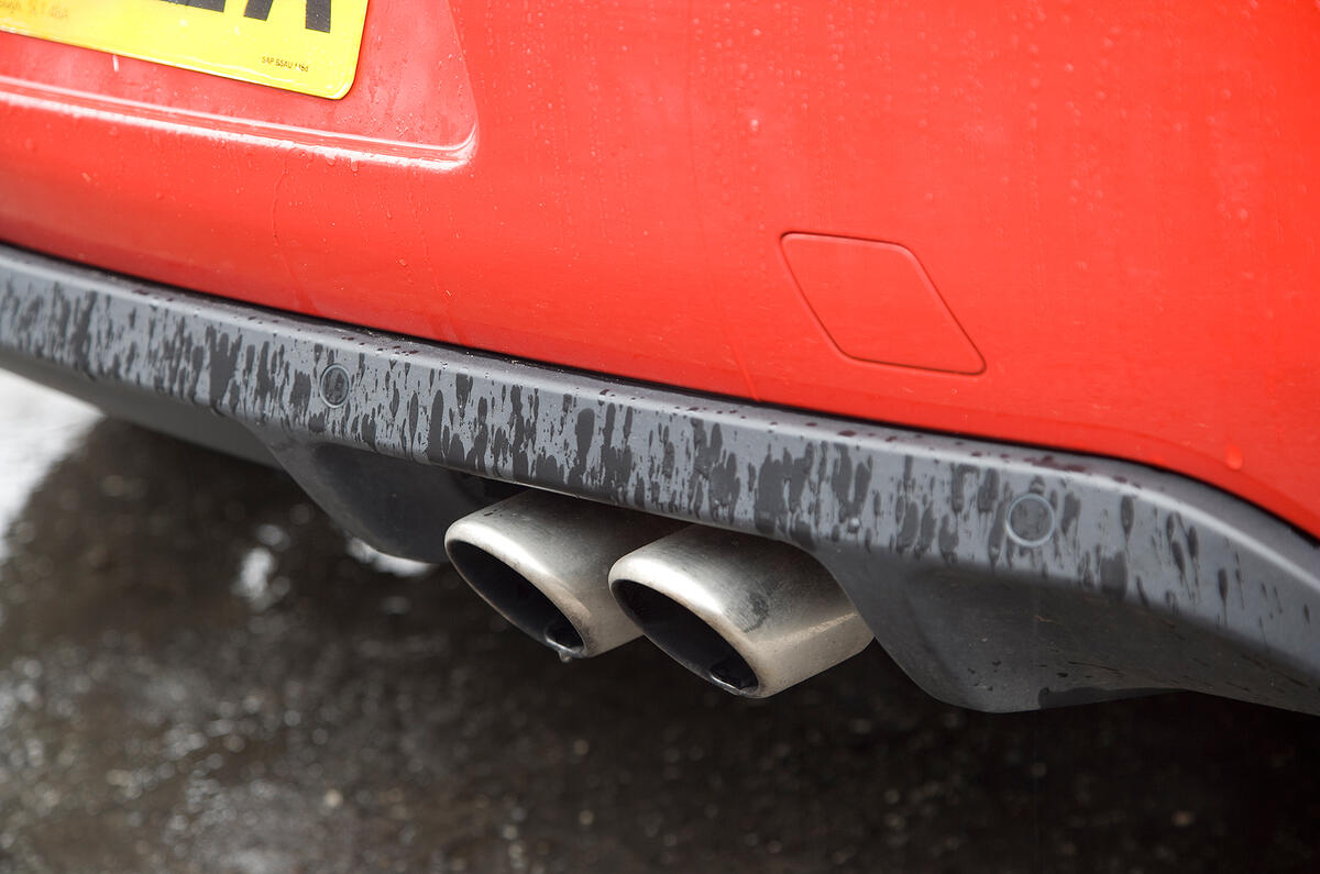 DS3 dual exhaust system