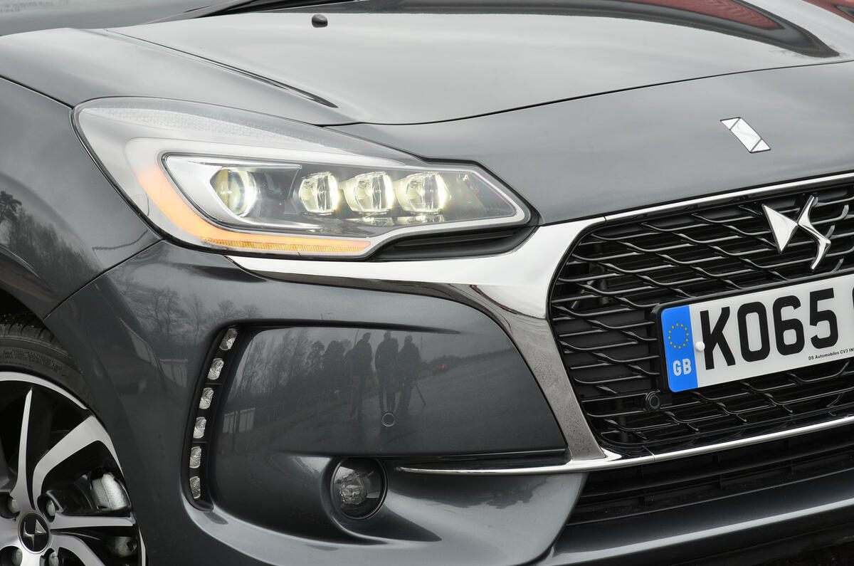 DS 3 front grille