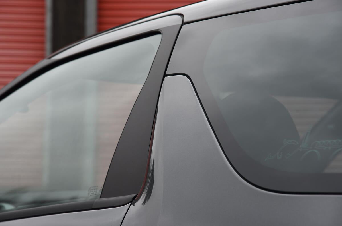 DS 3 floating roof line