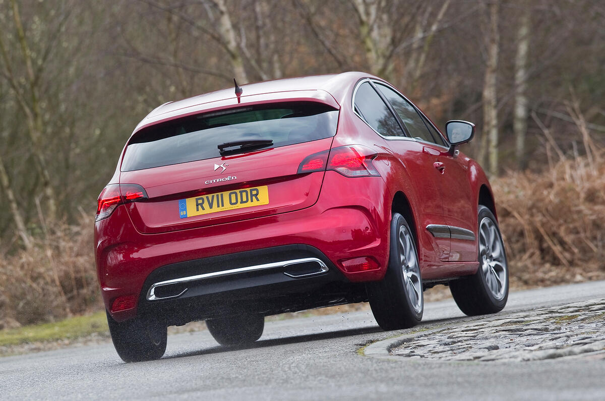 DS4 rear hard cornering