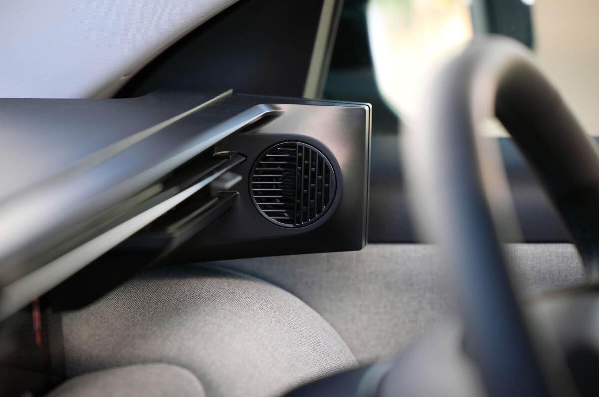 Citroen e C5 Aircross review 2025 012