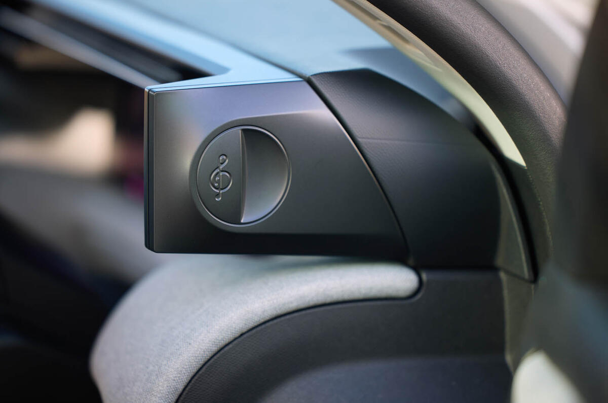 Citroen e C5 Aircross review 2025 013