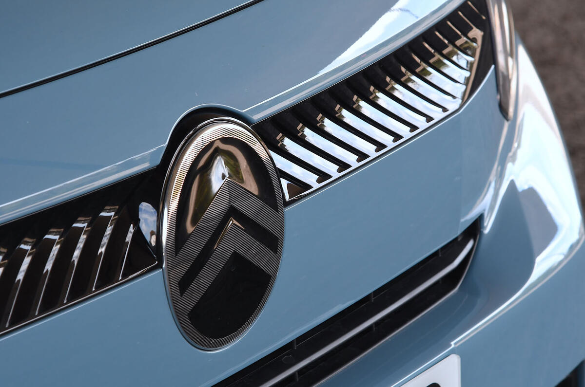 Citroen eC3 2025 Review chevron badge 8905