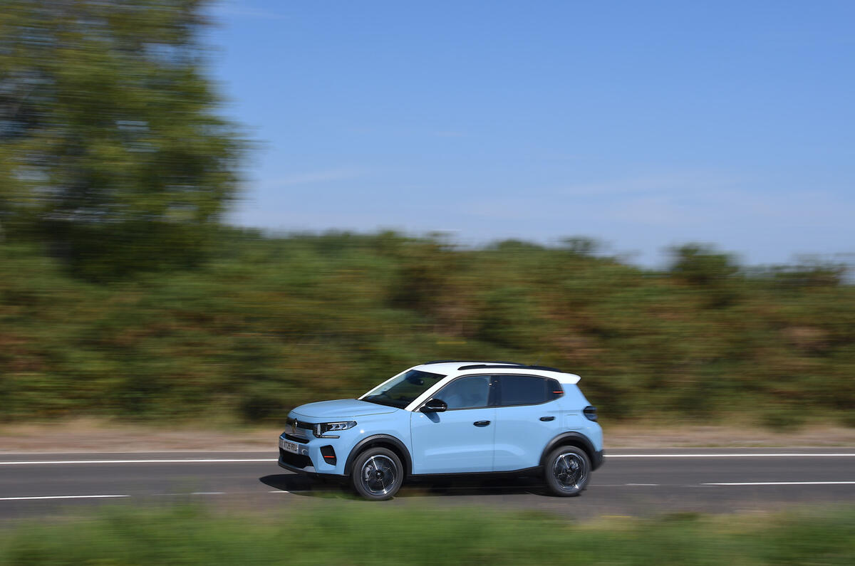 Citroën C3 de loin