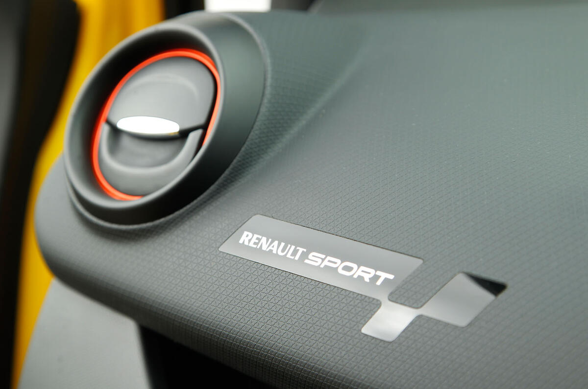 Renault Clio RS air vent