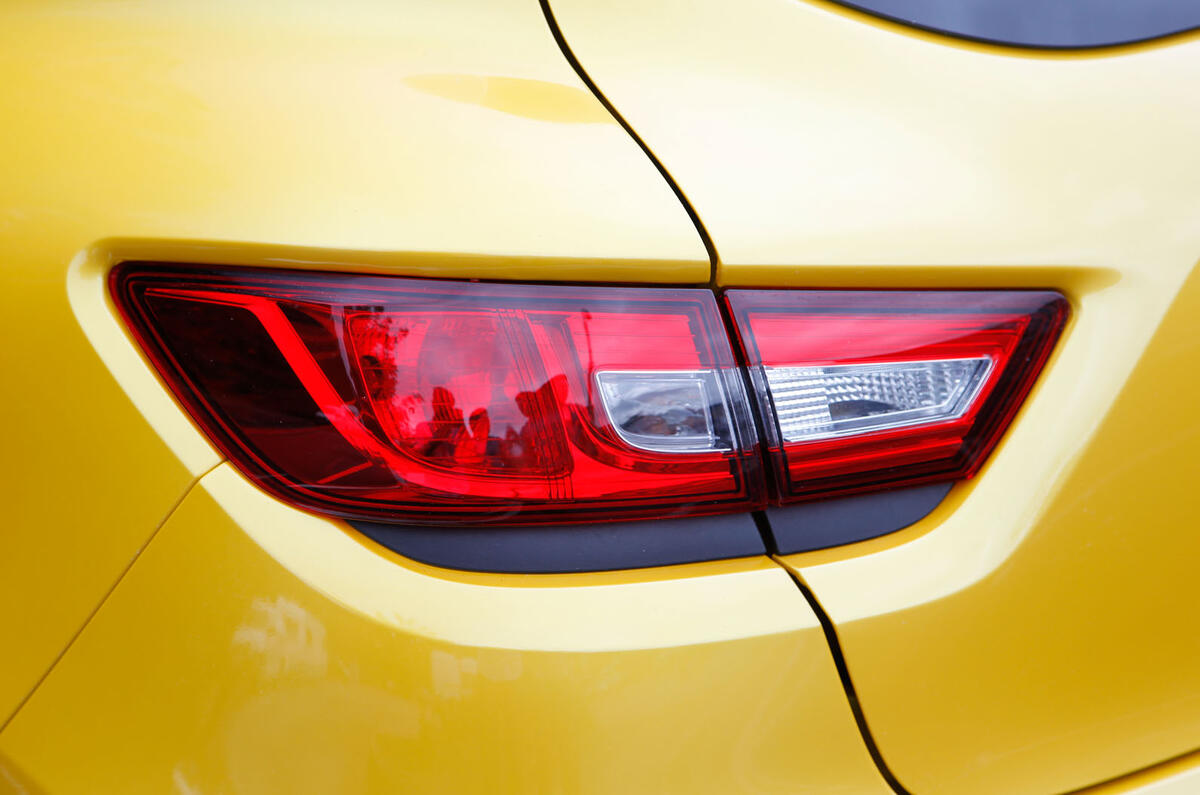 Renault Clio RS rear light