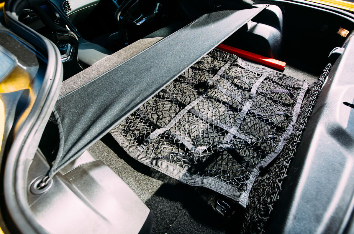 Corvette C7 Stingray boot space