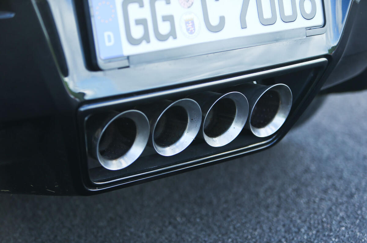 Corvette C7 Stingray quad-exhaust