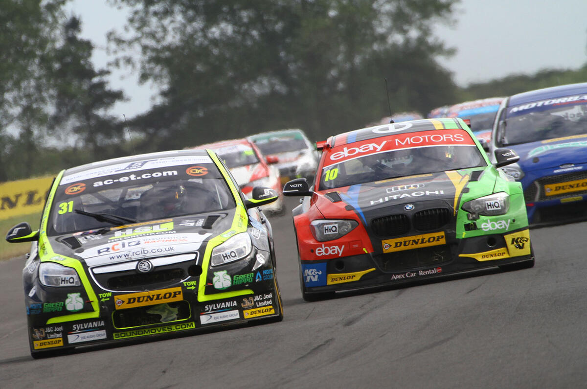 no title Turkington remains dominant following two race wins at Croft