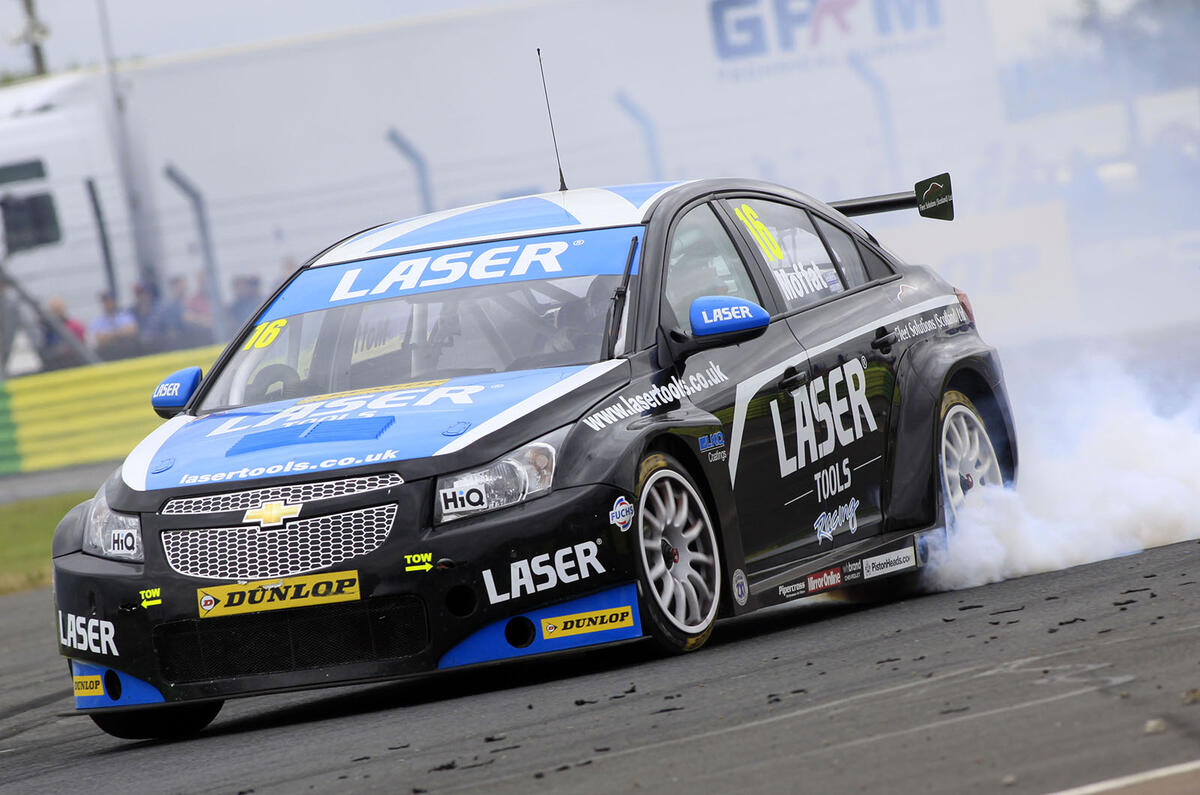 no title Turkington remains dominant following two race wins at Croft