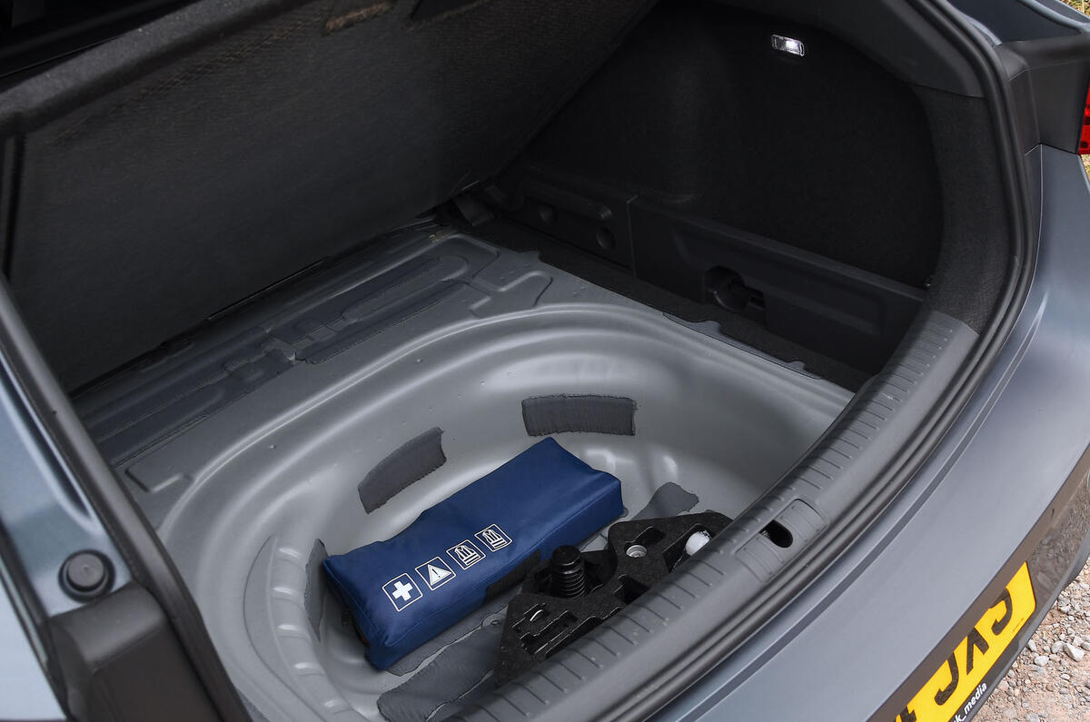 Cupa VZ Leon est LT 2025  FP  jb20250321 8712