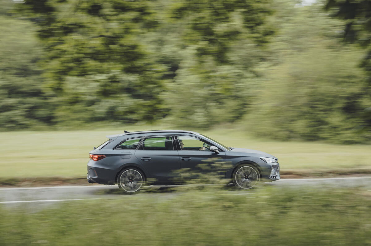 Cupra Estate LT 2025   ME 21