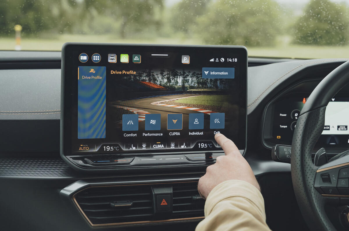 Cupra Estate LT 2025   ME 8