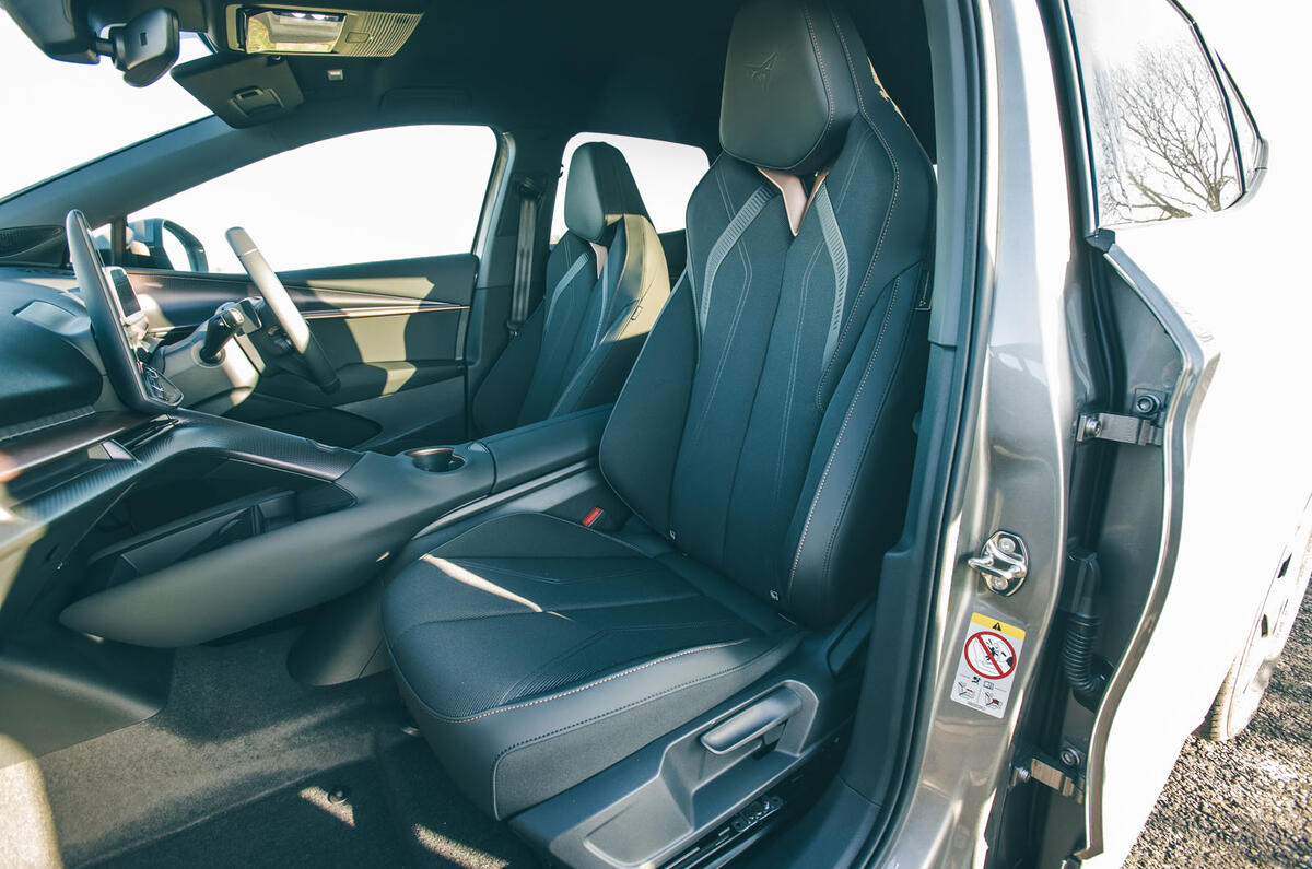 cupra tavascan rt 2024 front seats 8