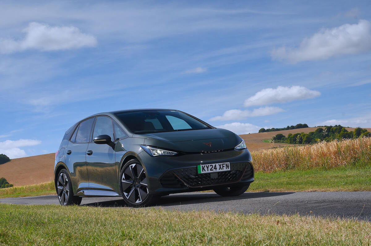 Cupra VZ 2024 frt static 4548 Cupra VZ 2024 frt static 4548