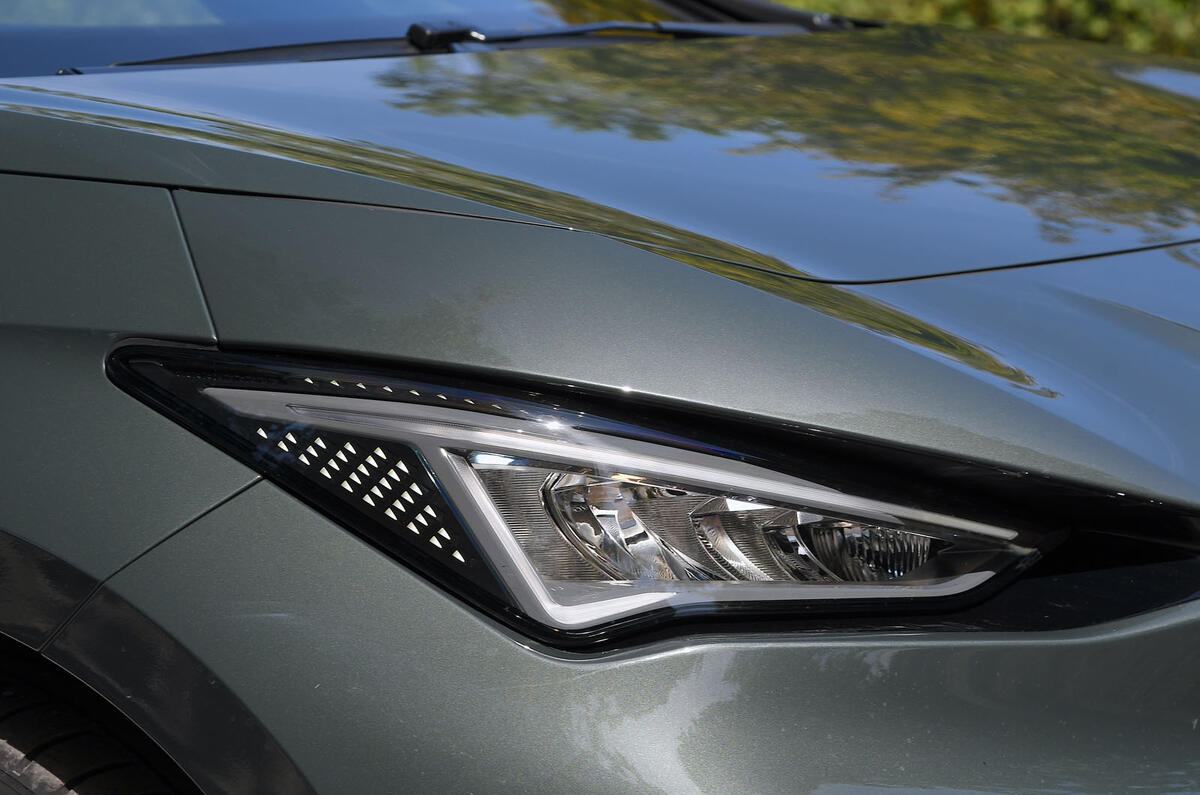 Cupra VZ 2024 headlight 4542 Cupra VZ 2024 headlight 4542