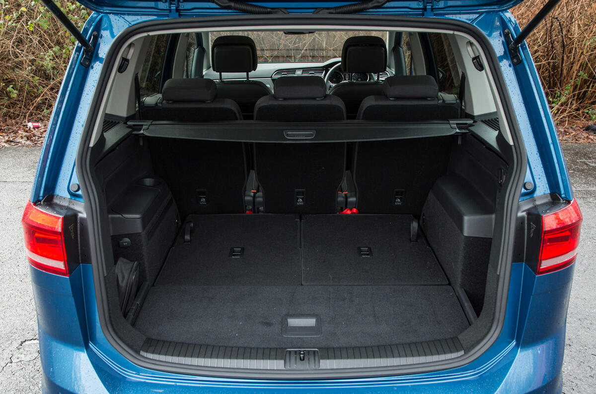Volkswagen Touran boot space