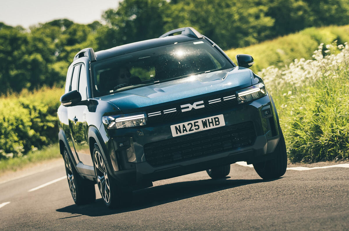 dacia bigster review 2025 01 front cornering