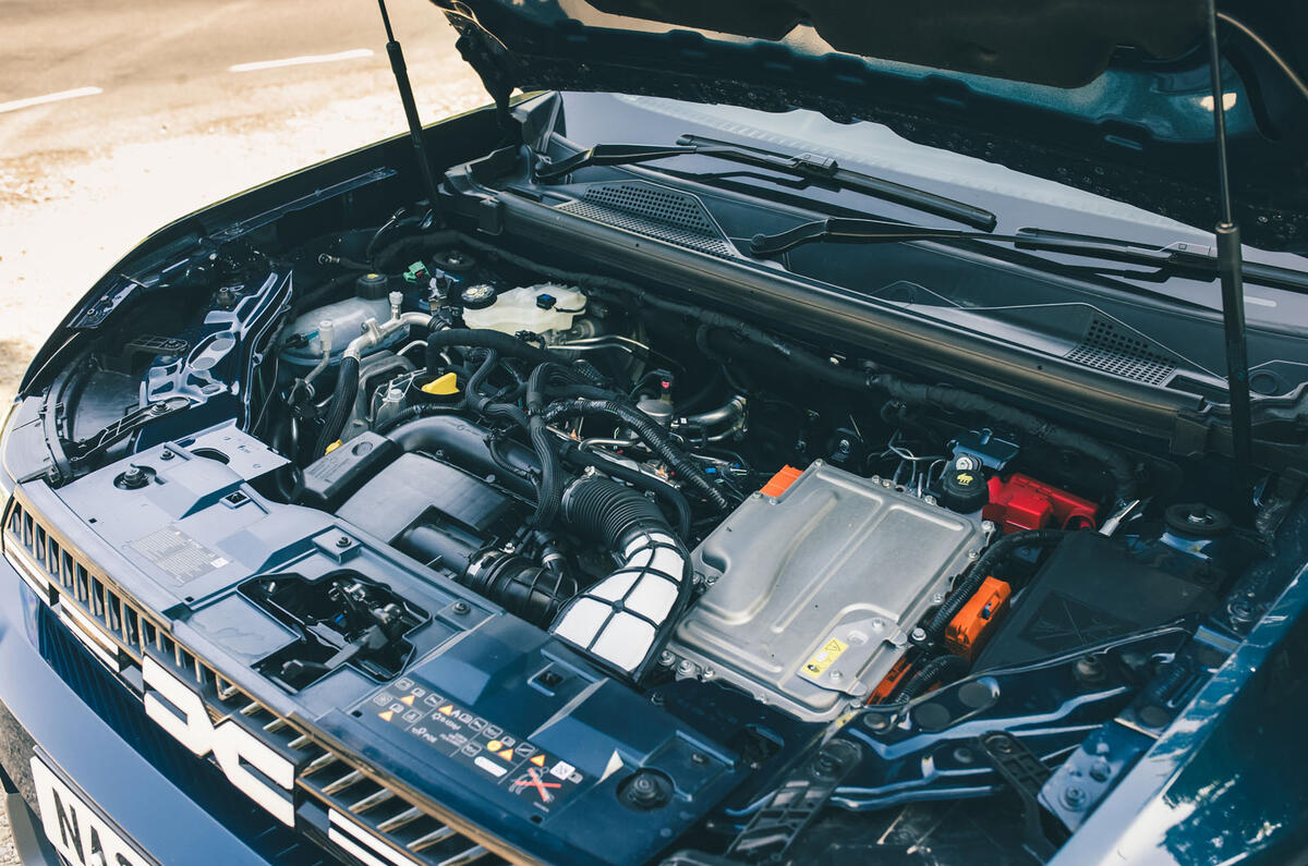 Dacia Bigster review 2025 21 engine bay Dacia Bigster review 2025 21 engine bay