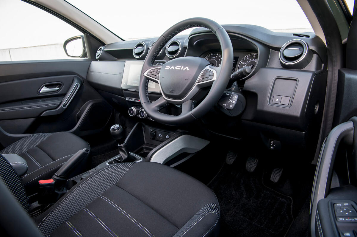 dacia duster road test 2023 12 cabin dacia duster road test 2023 12 cabin