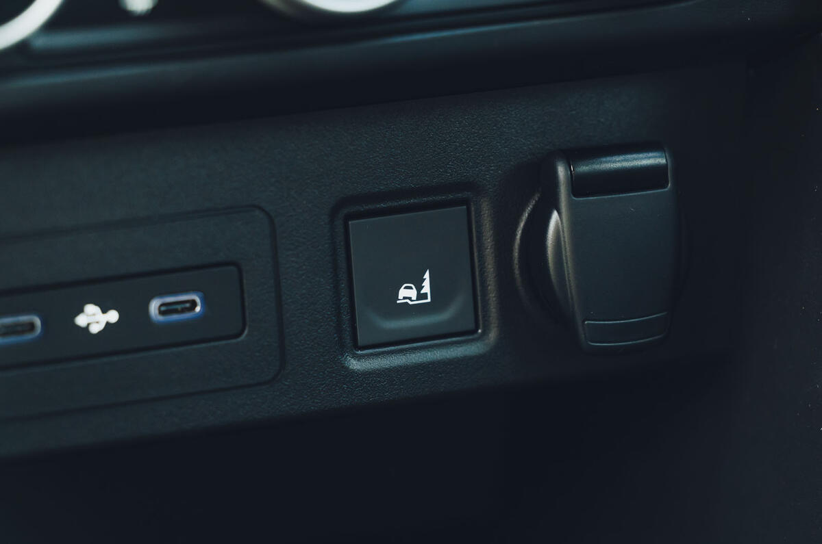 Dacia Jogger review 2026 018