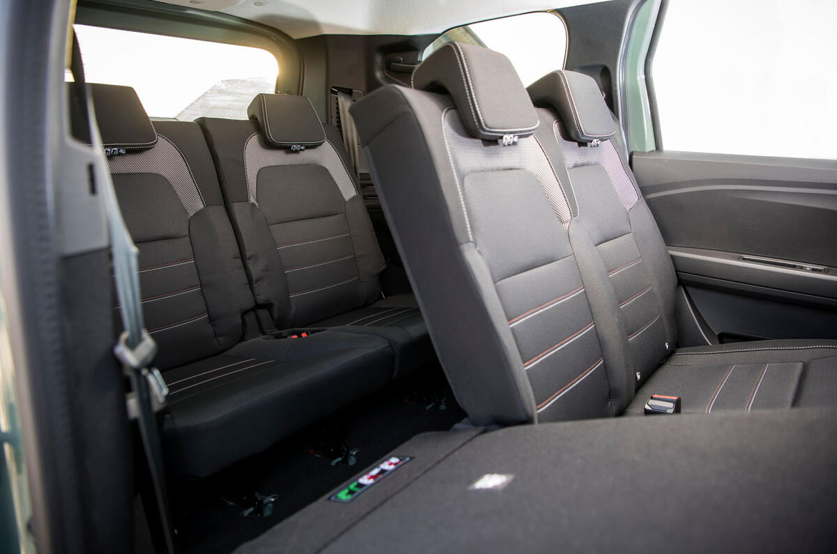 dacia jogger road test 2023 21 7 seats
