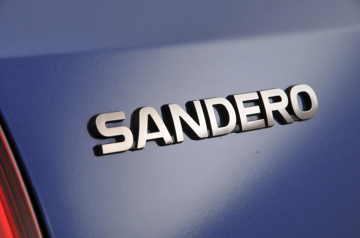 Dacia Sandero badging