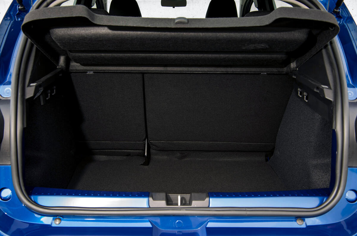 Dacia Sandero 2025 Review boot 15 Dacia Sandero 2025 Review boot 15