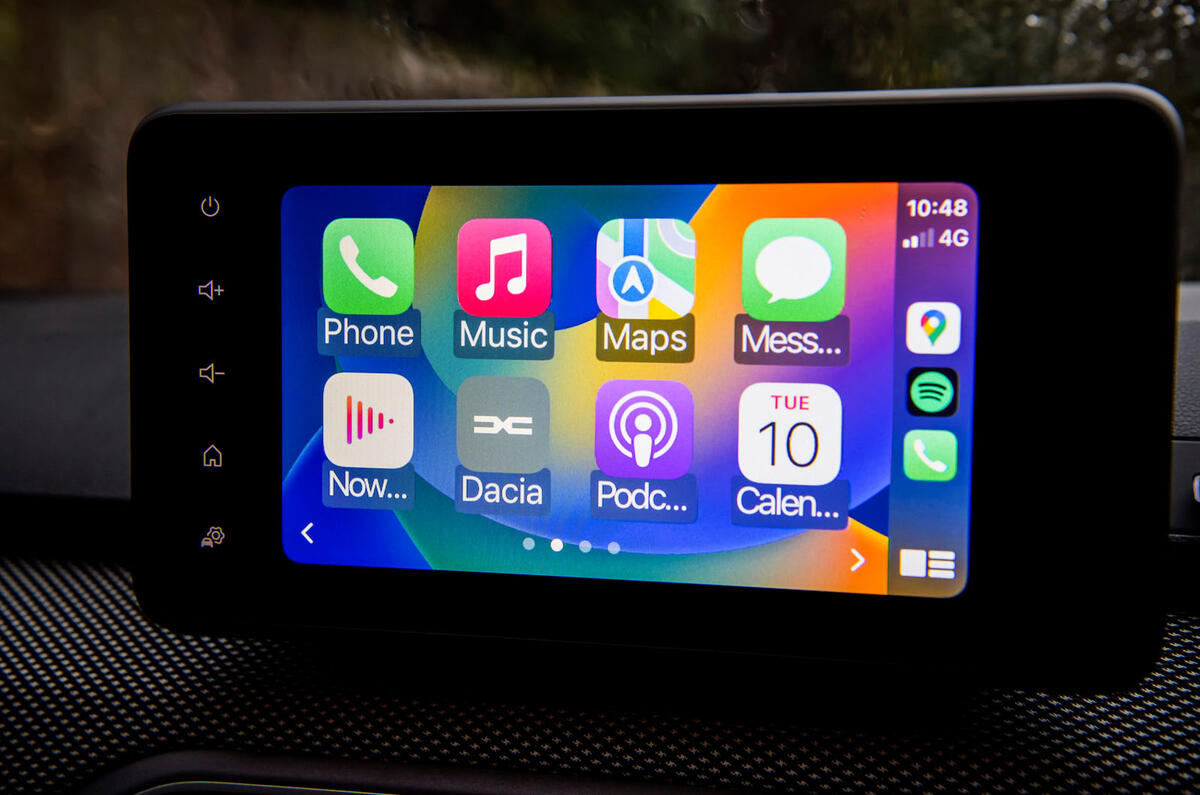 Dacia Sandero 2025 Review carplay 17 Dacia Sandero 2025 Review carplay 17