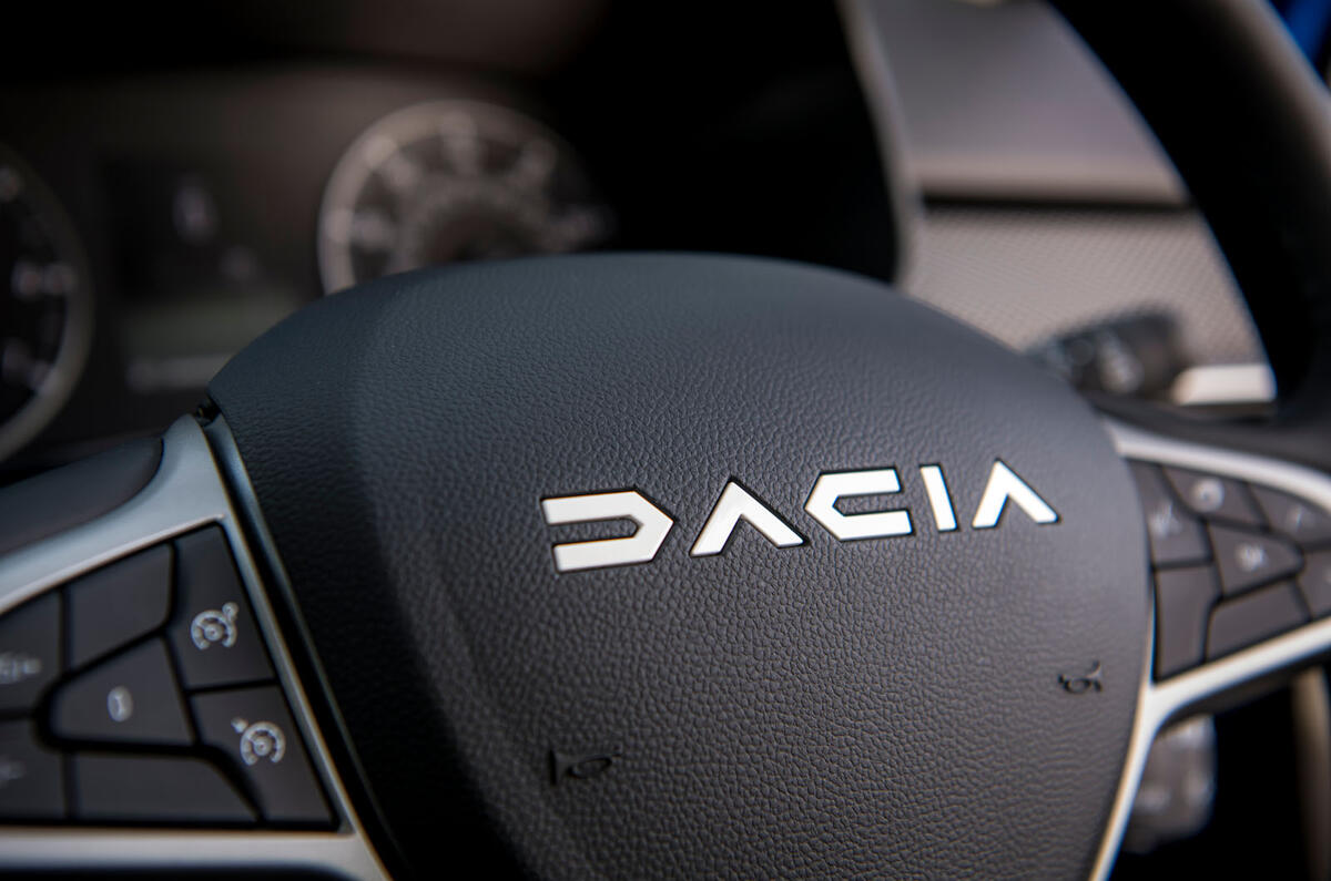 Dacia Sandero 2025 Review steering wheel 23 Dacia Sandero 2025 Review steering wheel 23