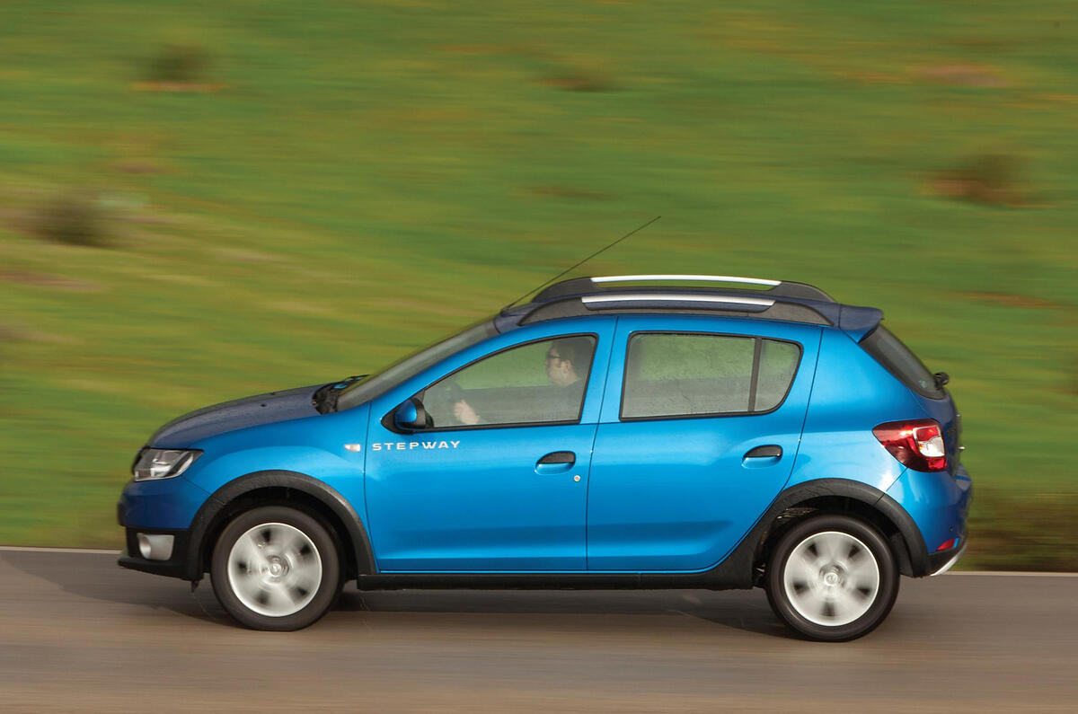 dacia sandero stepway review 2017 autocar dacia sandero stepway review 2017 autocar