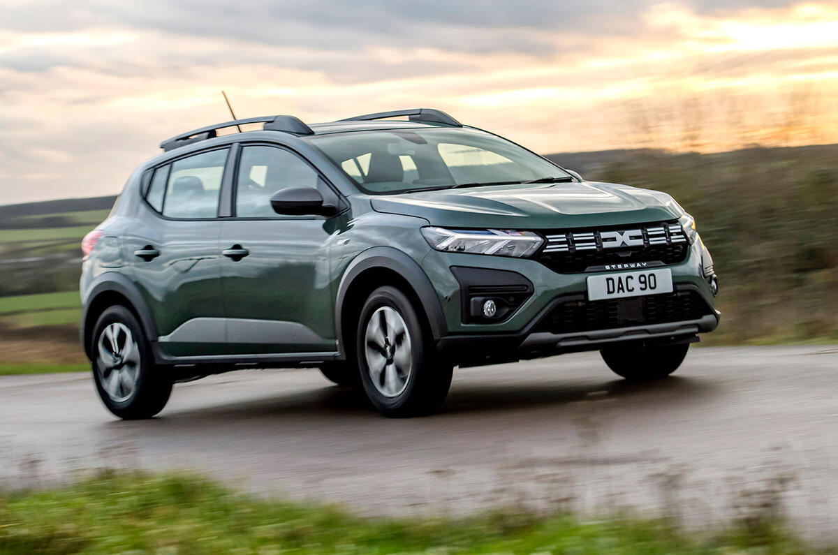 dacia sandero stepway road test review 2023 03 panning