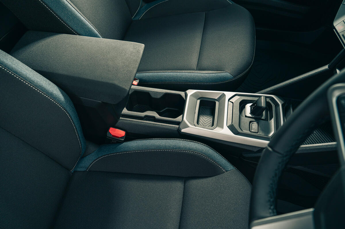Dacia Duster interior review   central arm rest Dacia Duster interior review   central arm rest