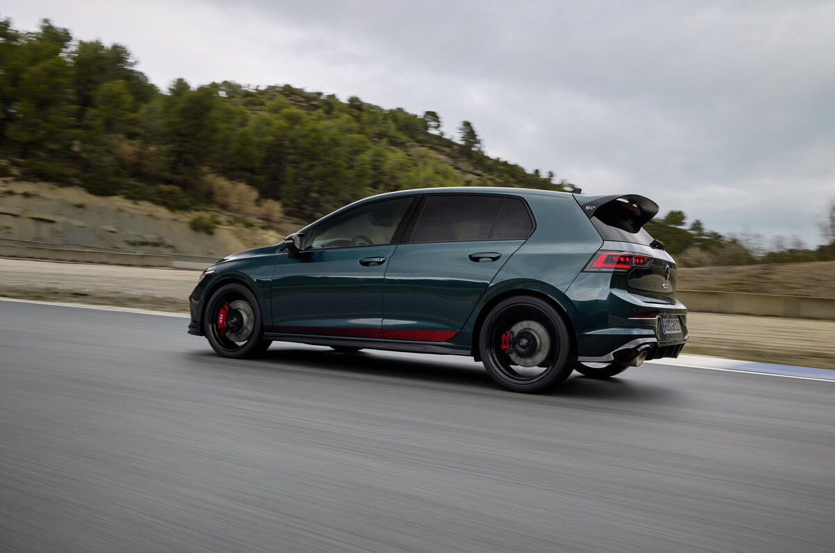 Volkswagen Golf GTI Edition 50