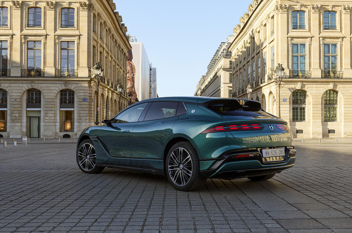 DENZA Z9GT 02STATIC 038