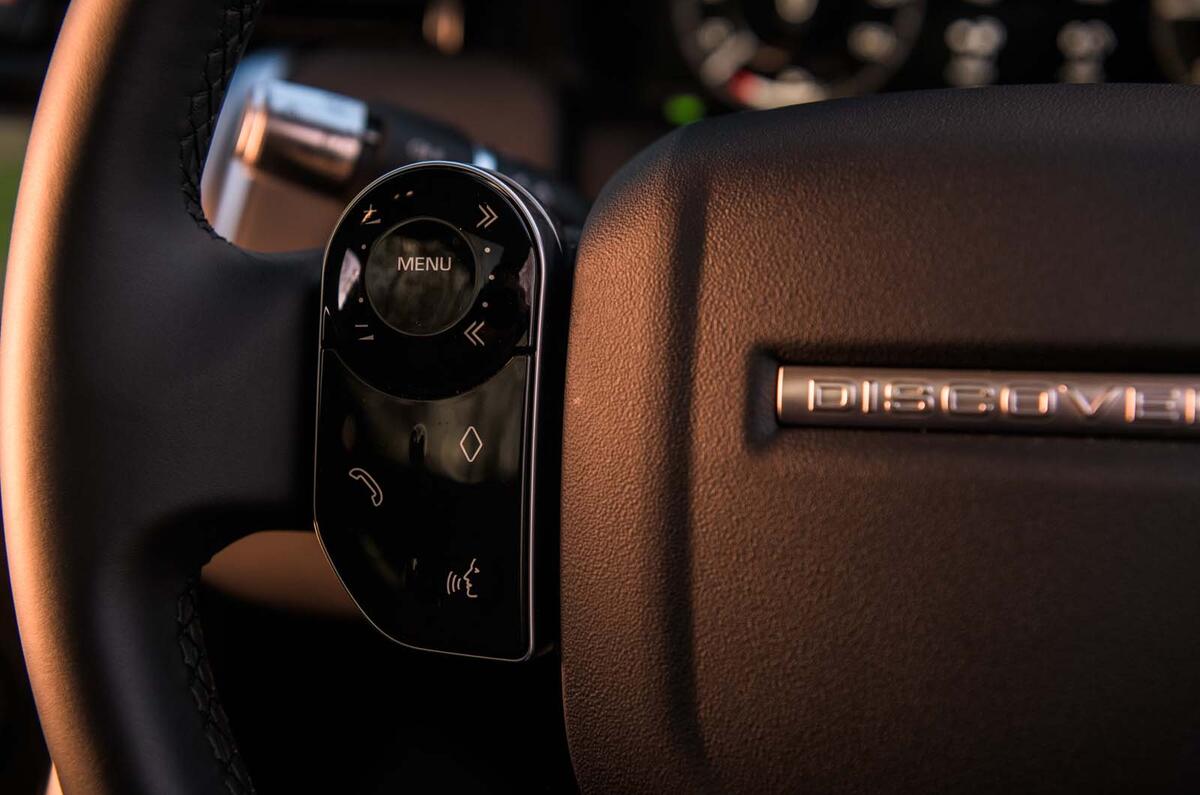 Disco Sport RT 2019 1403