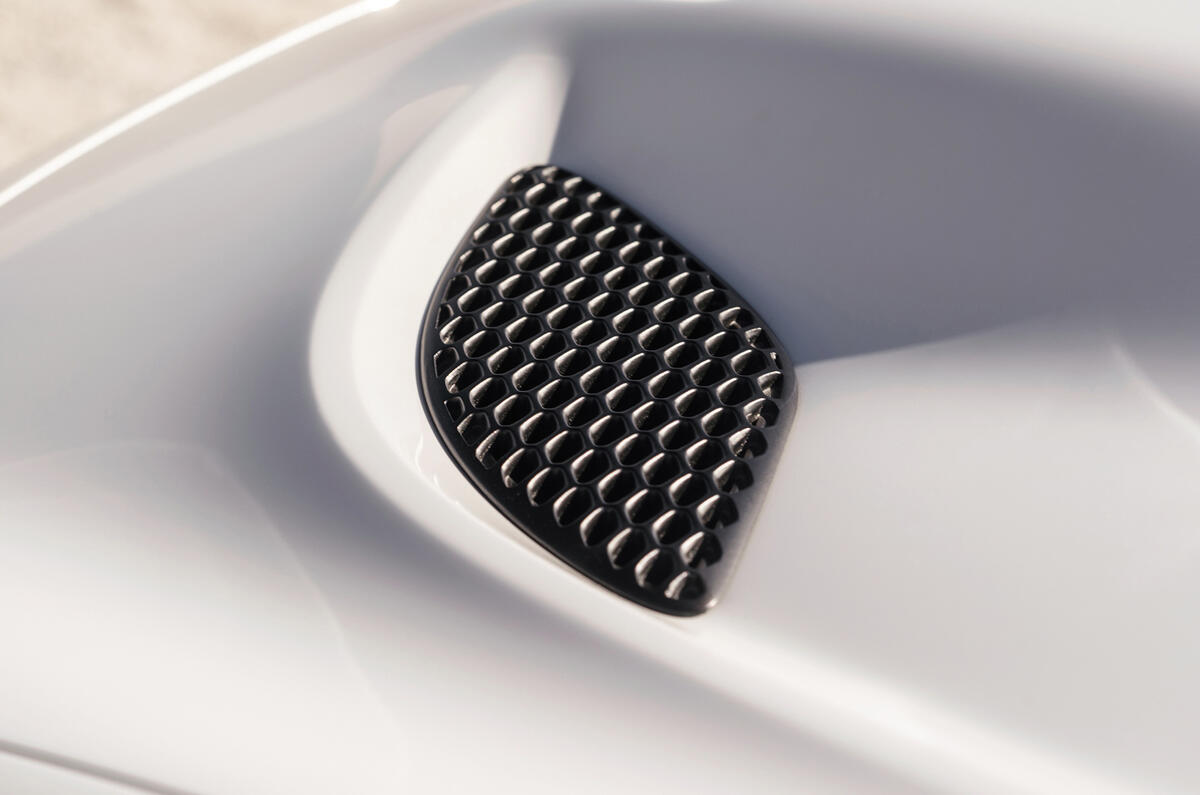 no title Dodge unleashes new 204mph Charger saloon