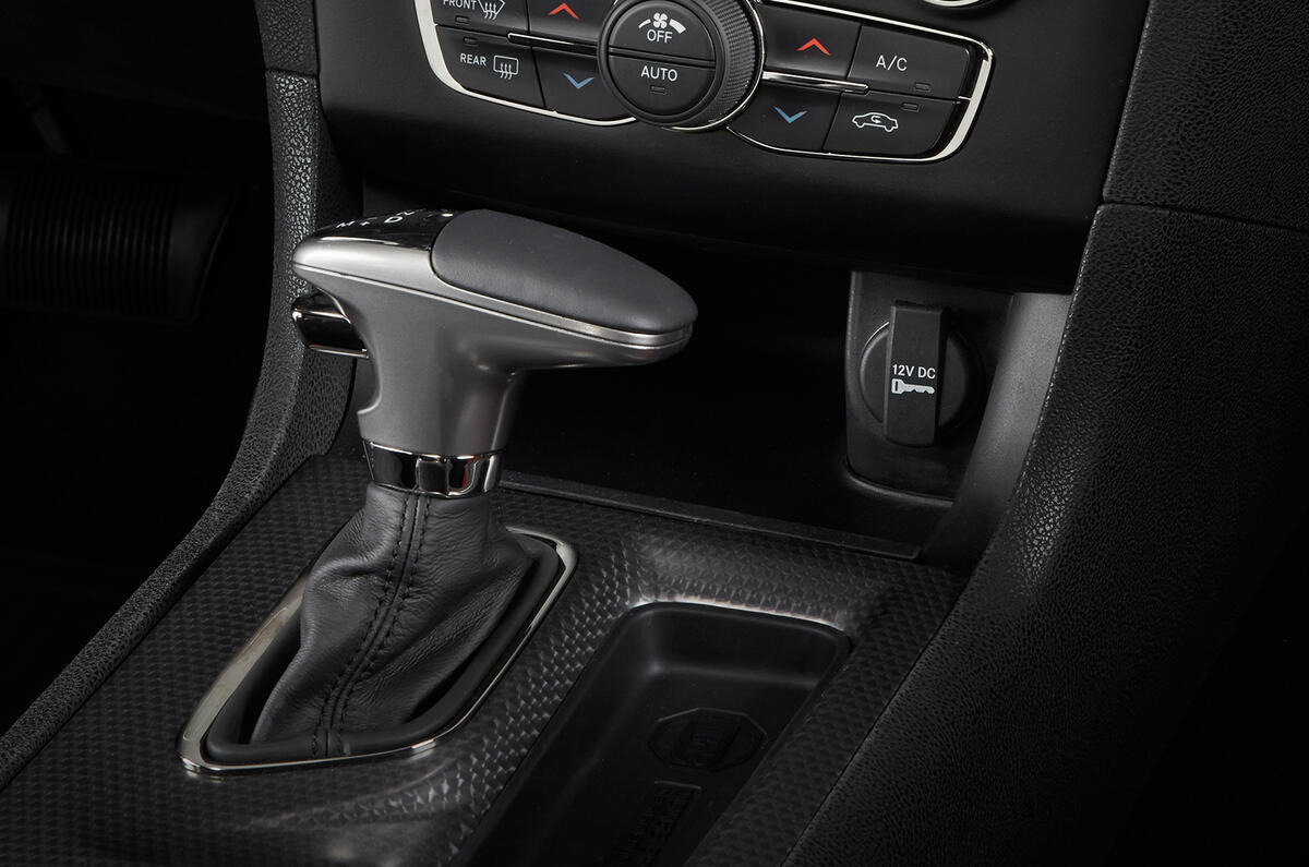 no title Dodge unleashes new 204mph Charger SRT Hellcat saloon