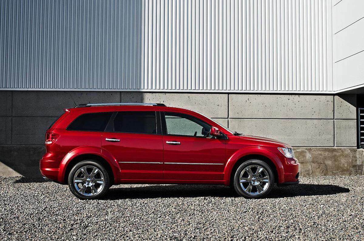 Dodge Journey facelift revealed
