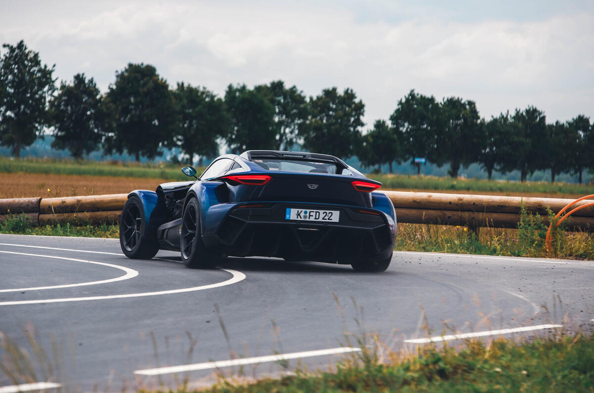 donkervoort f22 96 1600x1067 eac5d94f 6d84 43e8 9750 616af03f9bd3 donkervoort f22 96 1600x1067 eac5d94f 6d84 43e8 9750 616af03f9bd3