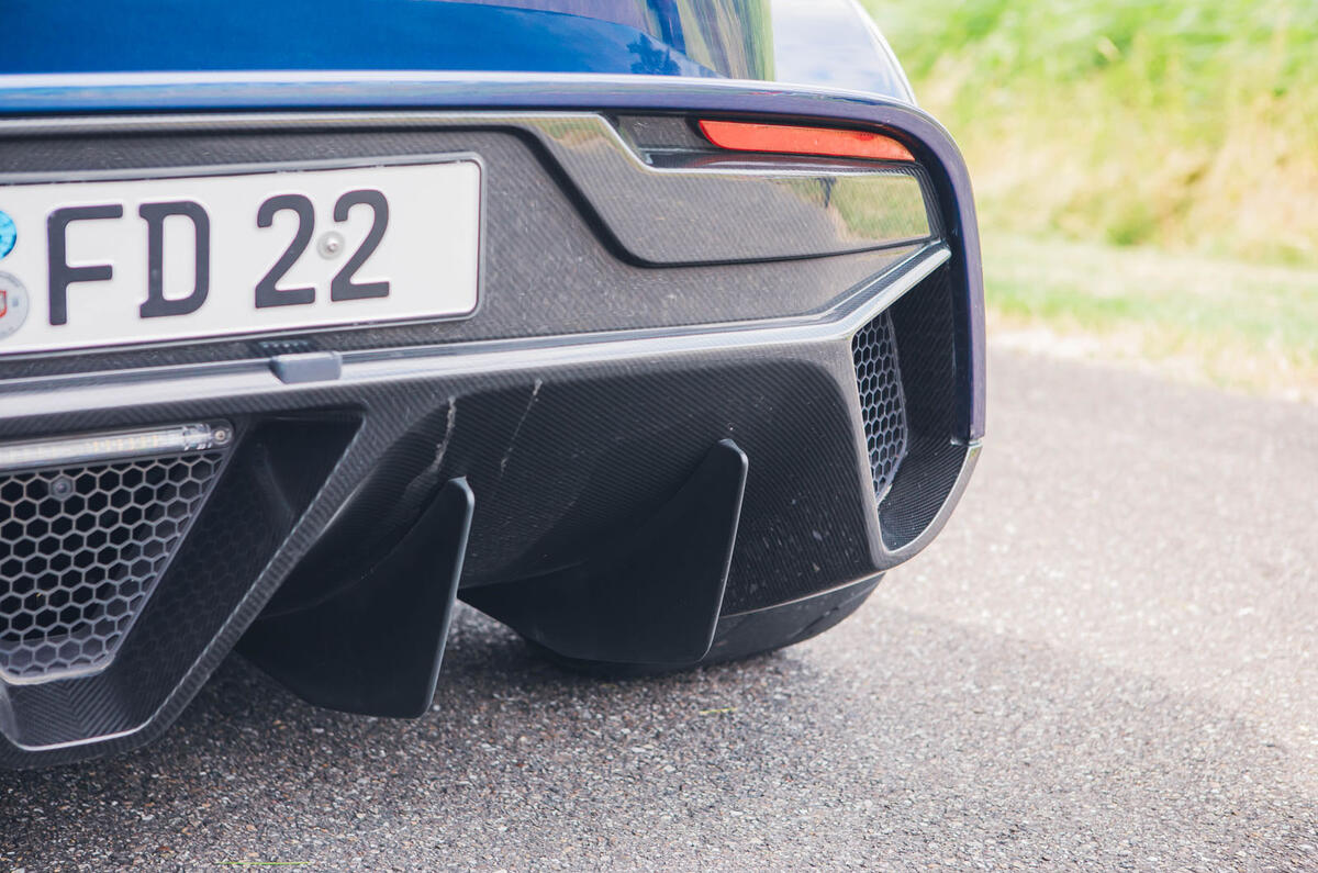 donkervoort f22 review 2023 15 diffuser donkervoort f22 review 2023 15 diffuser