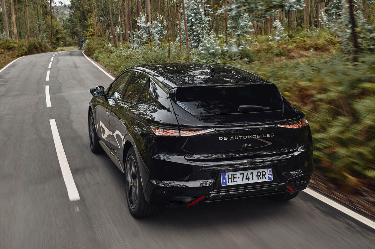 DS No4 PHEV review 2025 002