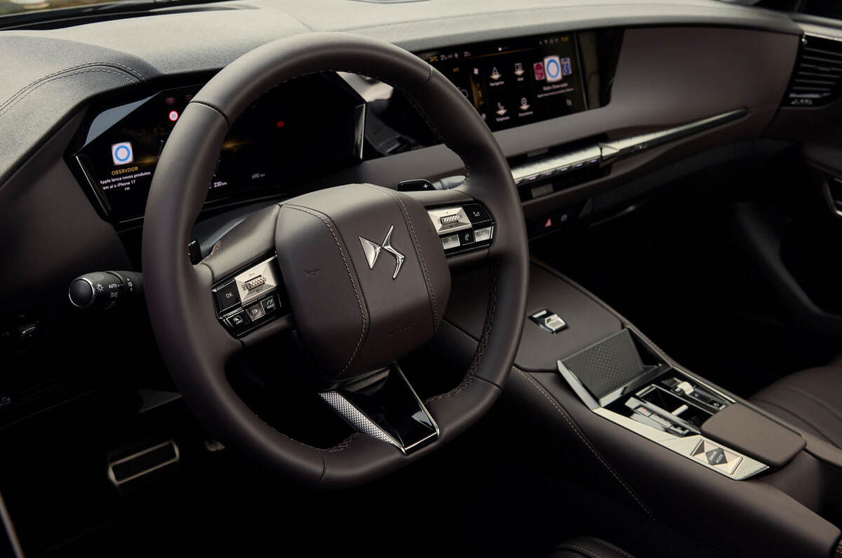 DS No4 PHEV review 2025 007