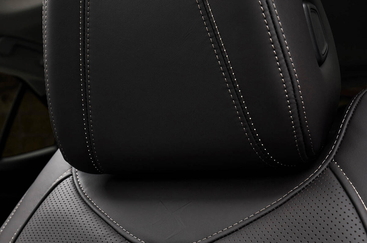 DS No4 PHEV review 2025 012