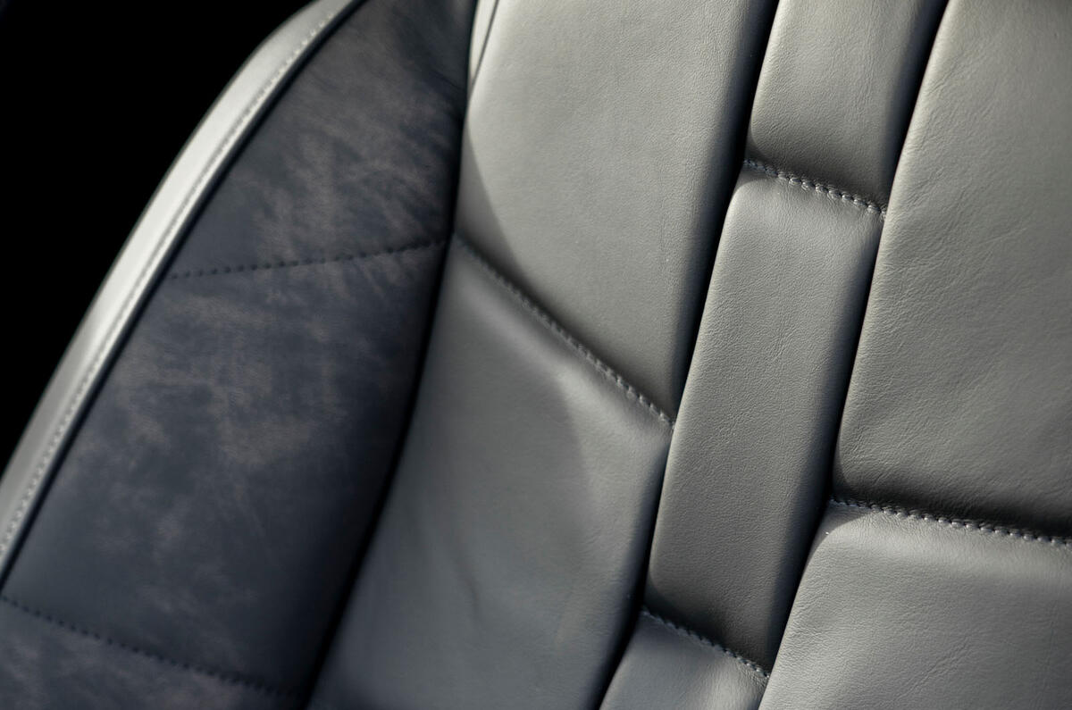 DS3 2025 Review seat detail 42 DS3 2025 Review seat detail 42