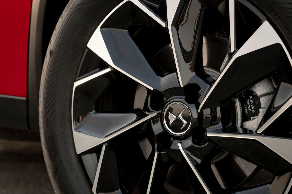 DS3 2025 Review wheel 71 DS3 2025 Review wheel 71