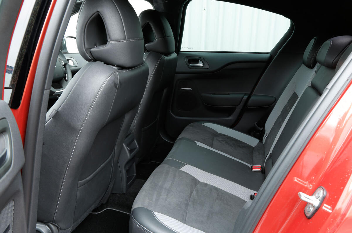 The rear seats of the DS 4 Crossback