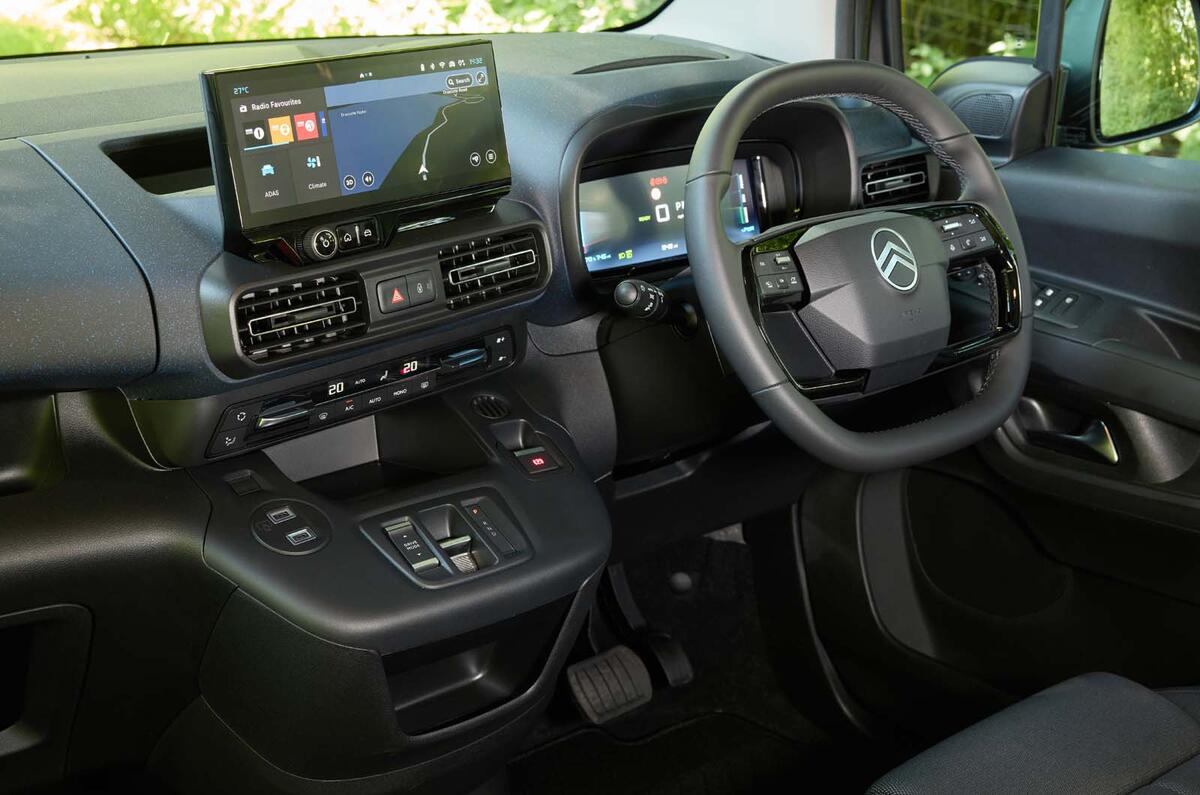 E Berlingo UK 2024 EXT (15) E Berlingo UK 2024 EXT (15)
